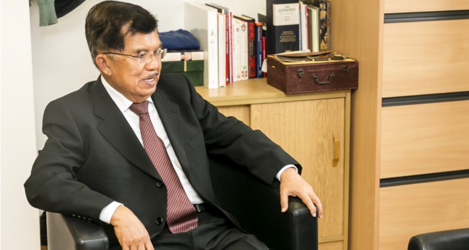 Vice President of Indonesia Jusuf Kalla in an interview at Asia House. Copyright Miles Willis Photography