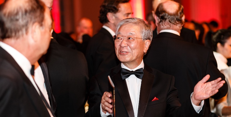 Hiroaki Nakanishi chats to guests at the dinner. Photo by Miles Willis